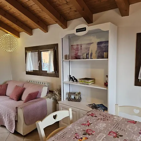 Relax In Montagna Con Vista Lago 公寓 皮索涅